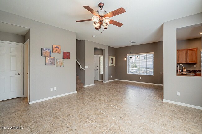 Foto del edificio - 2153 W Barwick Dr