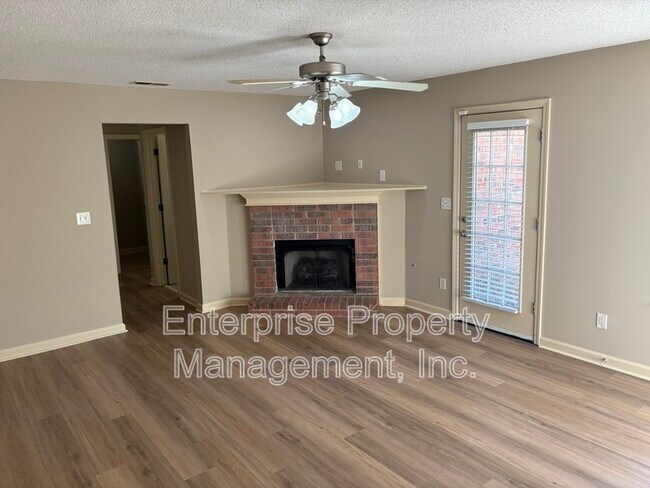 Foto del edificio - 2731 Java Dr