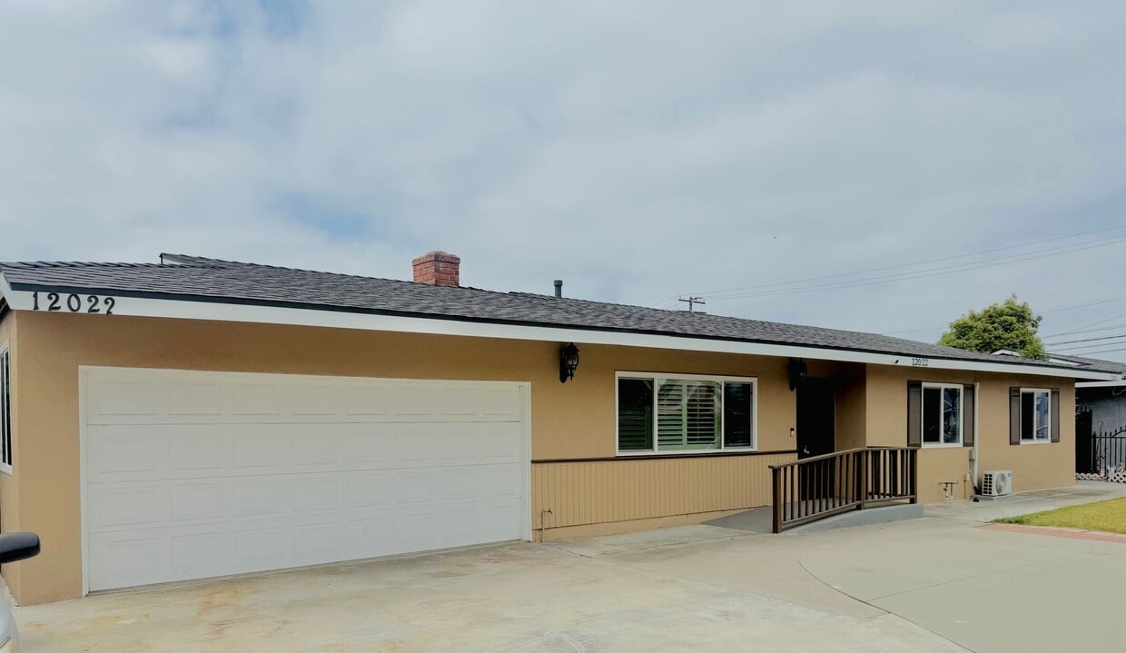 Primary Photo - 2 Units Property