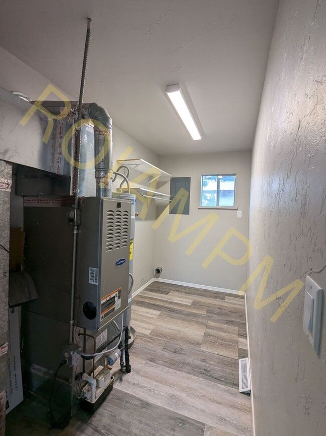 Building Photo - Charming 4-Bed 2-Bath house in Buhl