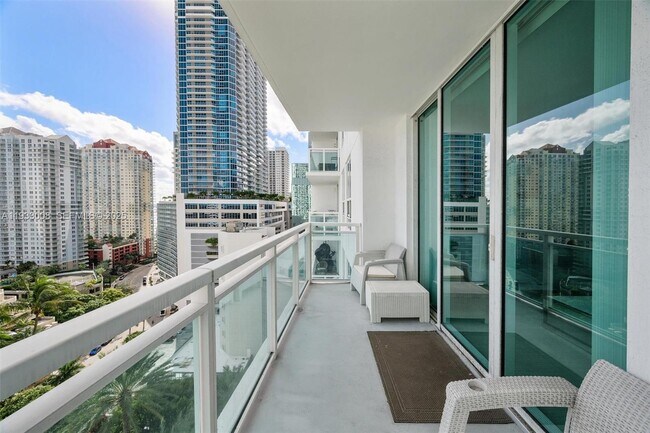 Foto del edificio - 951 Brickell Ave