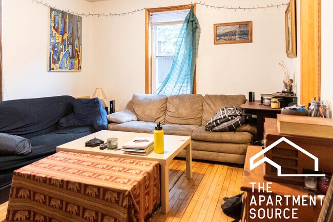Foto del edificio - 2616 N Marshfield Ave