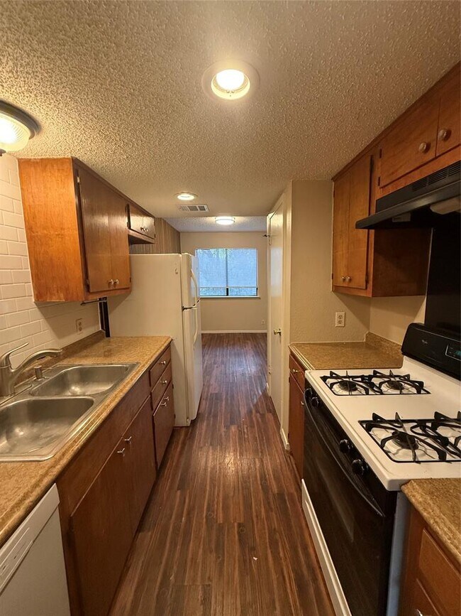 Foto del edificio - 812 Ramble Ln