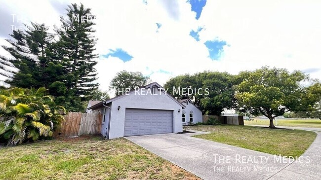 Building Photo - 1295 Madelena Ave