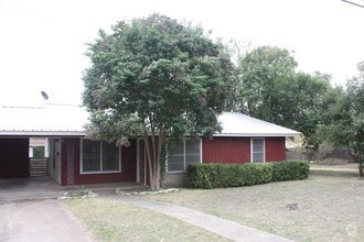 Building Photo - 403 Fairview Dr