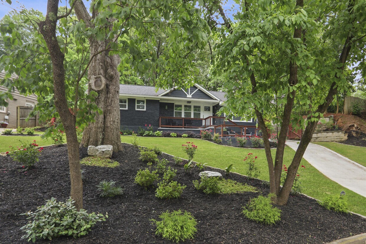 Primary Photo - 1315 Normandy Dr NE