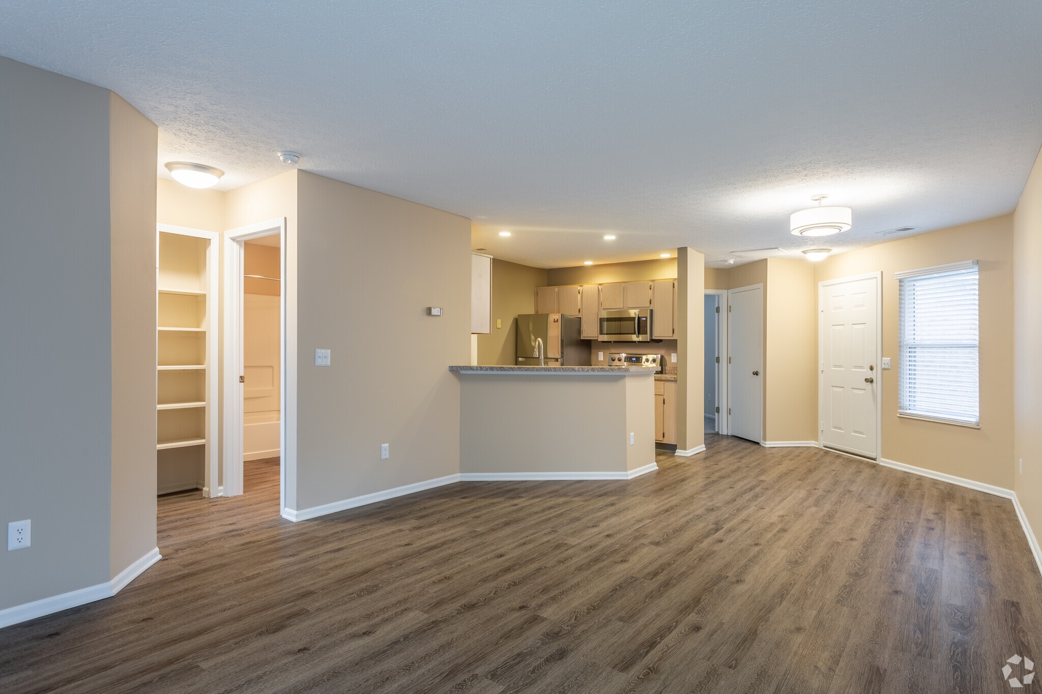 Crossings Village – photo 3