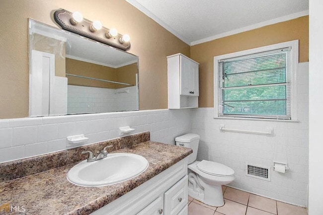 Building Photo - Welcome Home!