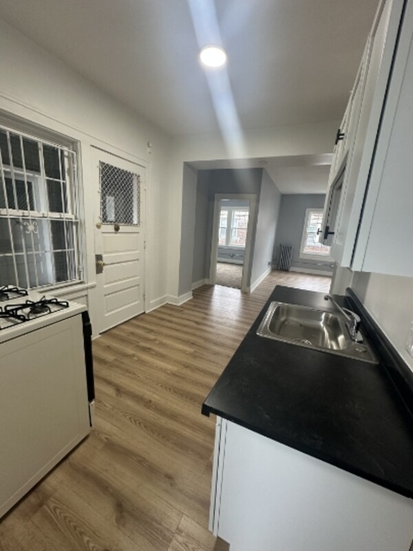 Foto del edificio - 2664 N Moreland Blvd