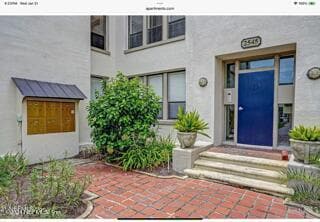 Building Photo - 2545 Oak St