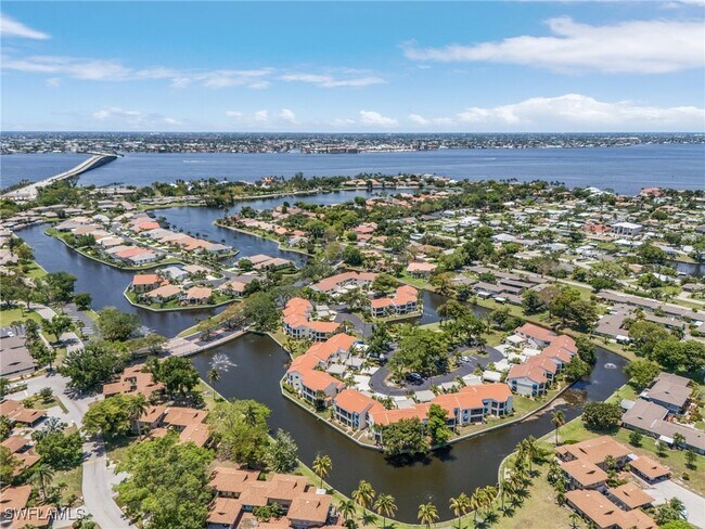Building Photo - 9615 Halyards Ct