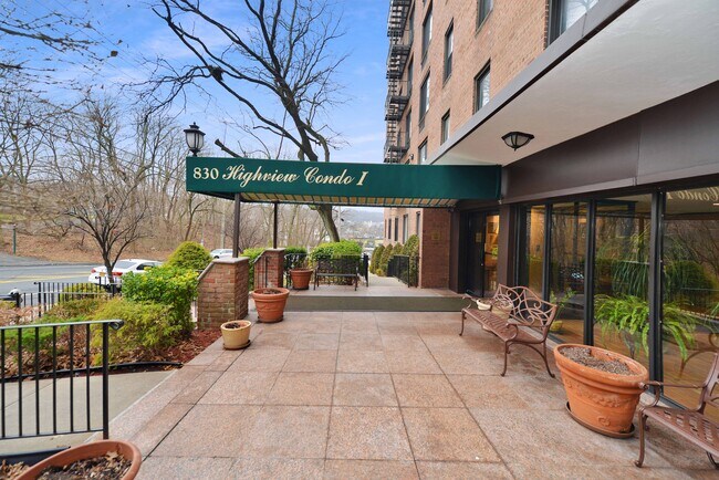 Foto del edificio - 850 Howard Ave