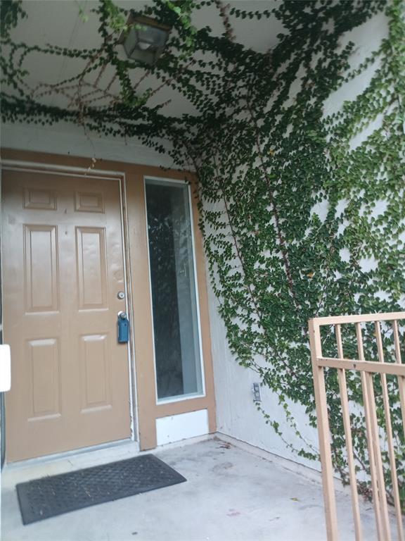 Foto del edificio - 1227 Armadillo Rd