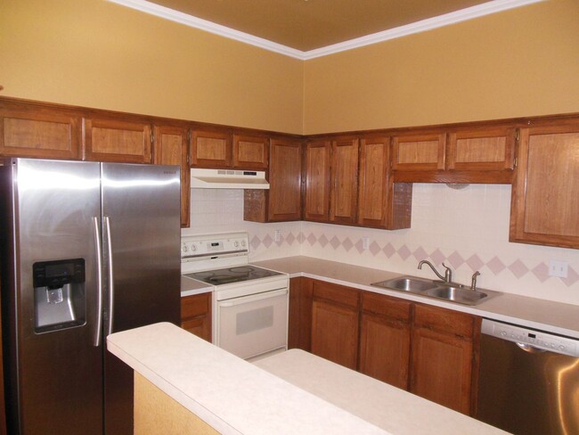 Foto del edificio - 4106 Fawn Dr