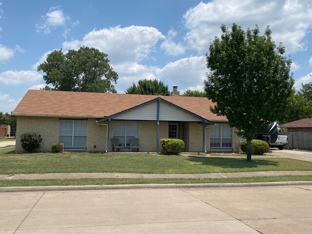 Building Photo - 3502 Kirby Creek Dr