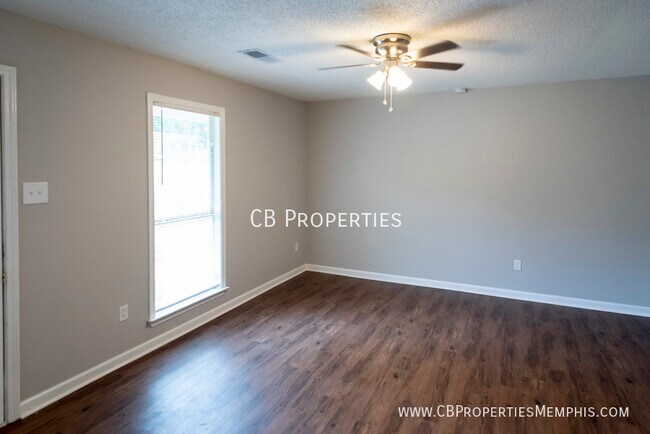 Foto del edificio - 3294 Ridgemont Ave
