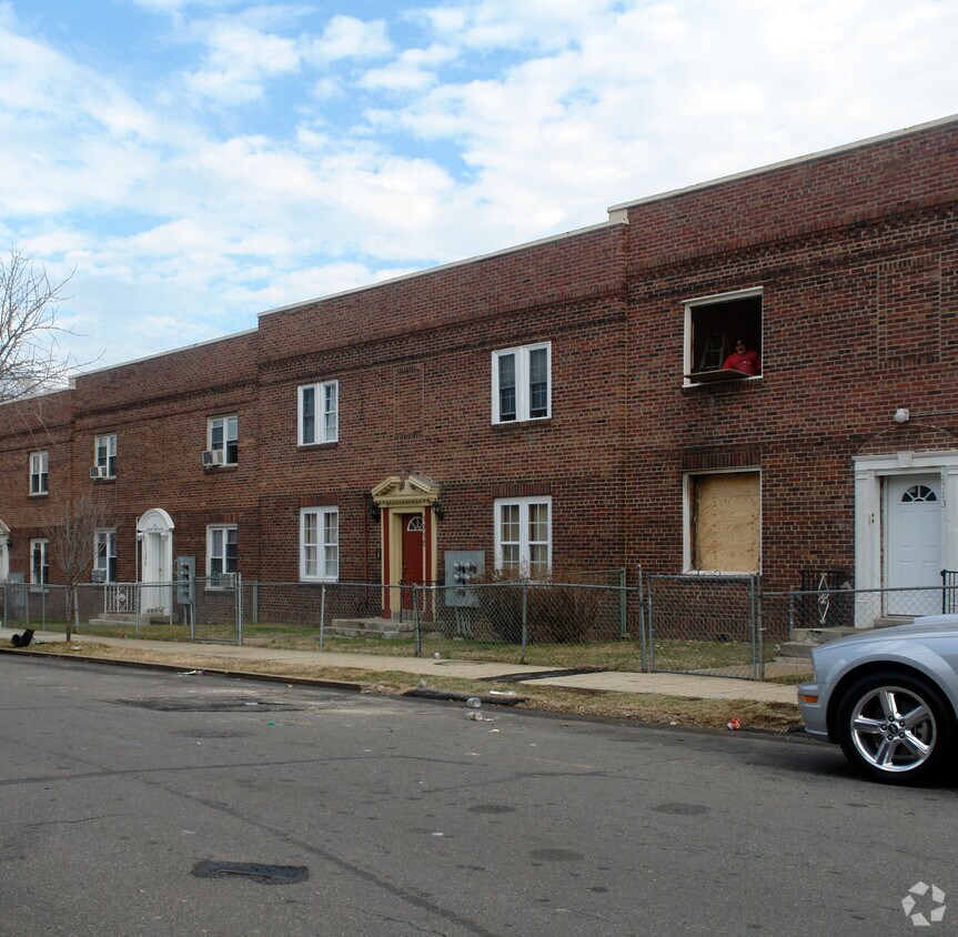 Foto del edificio - 1715 Capitol Ave NE