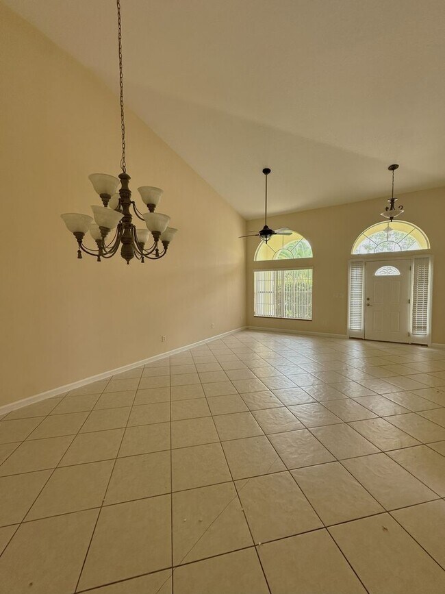 Foto del edificio - Ready for rent now!