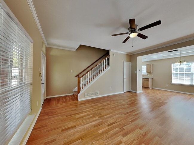 Foto del edificio - 1017 Woodall Dr