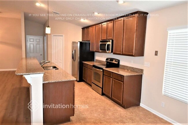 Building Photo - 308 W Adelaide Dr