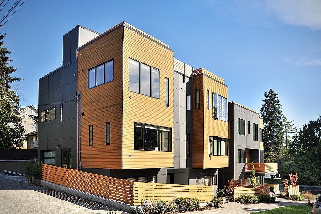 Foto principal - 7410 Sunnyside Ave N