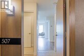 Photo principale - 18-518 Uptown Dr