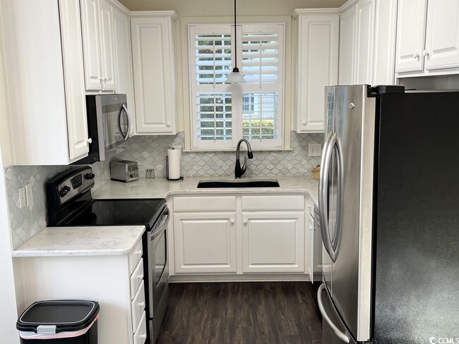 Foto del edificio - 4369 Willoughby Ln