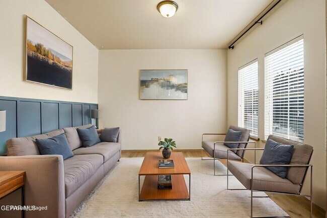 Foto del edificio - 3144 Hidden Creek Dr
