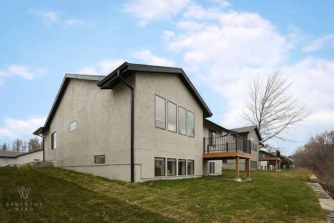 Building Photo - 4-Bedroom Single Family Home