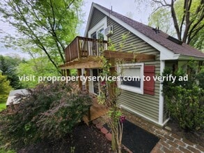 Building Photo - 10304 Caspian Way