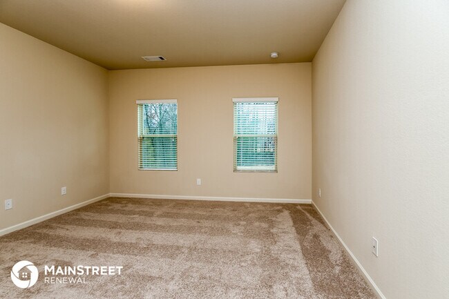 Building Photo - 30 Olivia Way