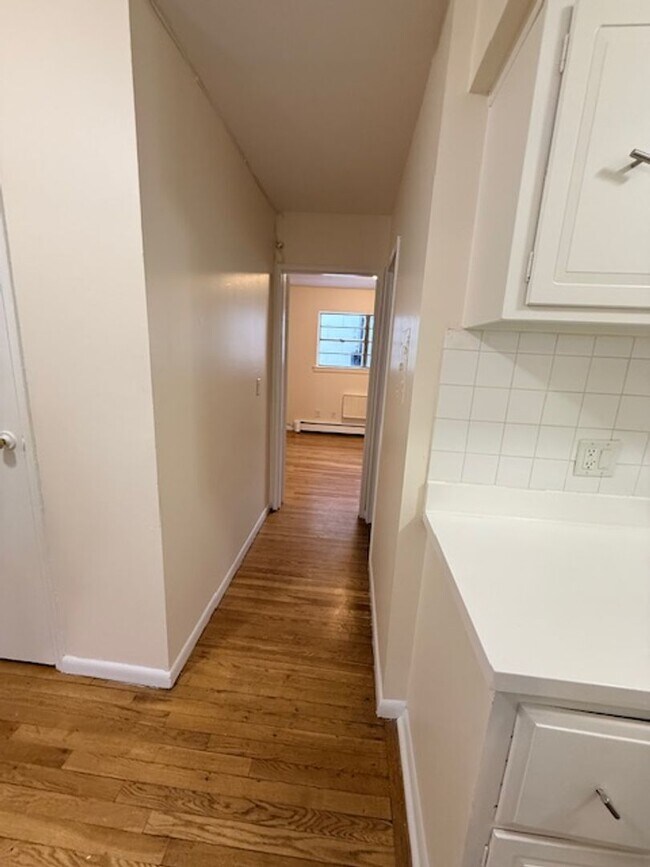 Foto del edificio - 74th Street Construction LLC