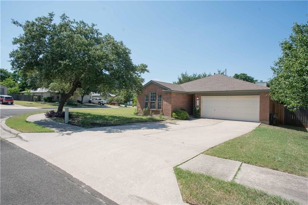 Foto principal - 2001 Carriage Hills Cove