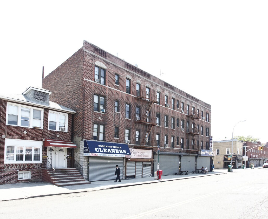 Building Photo - 1801 50th St