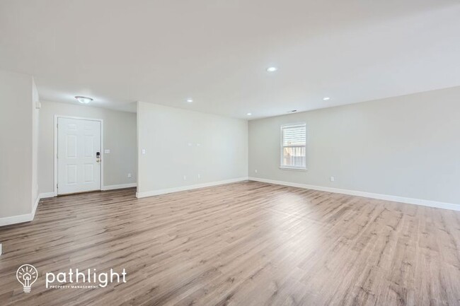 Building Photo - 10414 192nd St Ct E