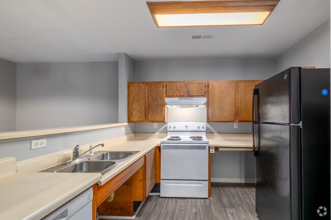 3 habitaciones, 2 baños - 1100 pies cuadrados - Cocina - Sycamore Run Apartments