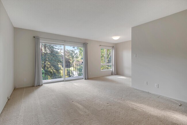 Foto del edificio - 930 Peninsula Ave