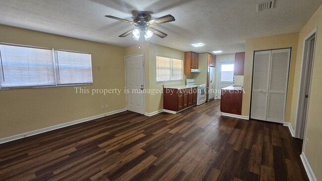 Foto del edificio - 6507 Wilson Blvd
