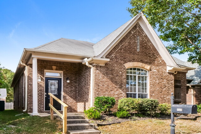 Building Photo - 1547 Wynne Grove Rd