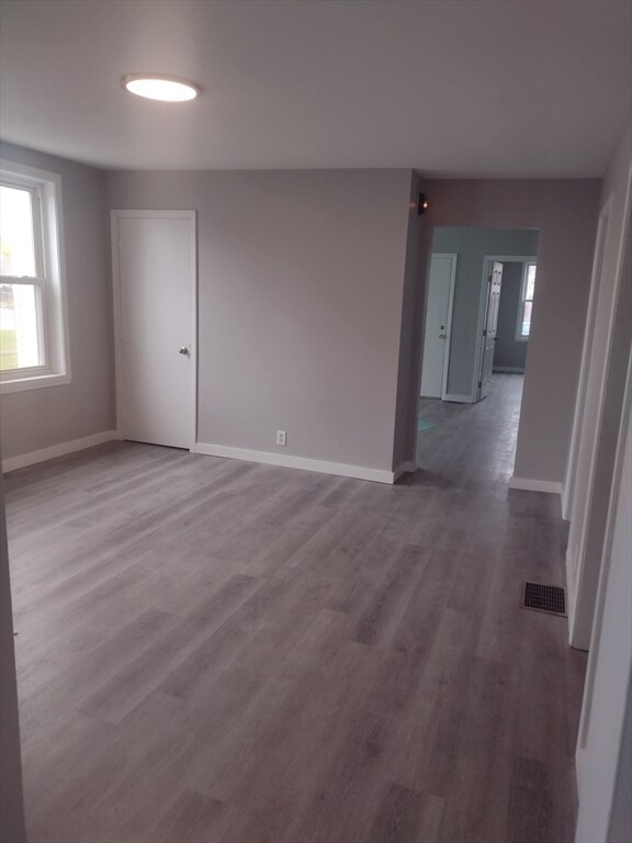 Foto del edificio - 242 Weir St