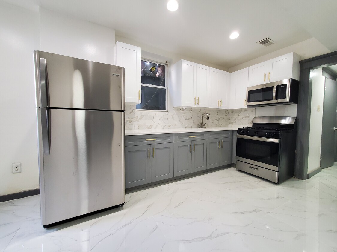 442 Bergen Ave Unit Basement, Jersey City, NJ 07304 442 Bergen Ave