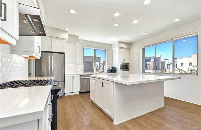 Foto del edificio - 126 Novel