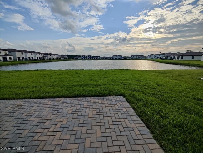 Building Photo - 5642 Carrara Dr