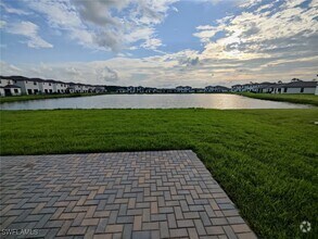 Building Photo - 5642 Carrara Dr