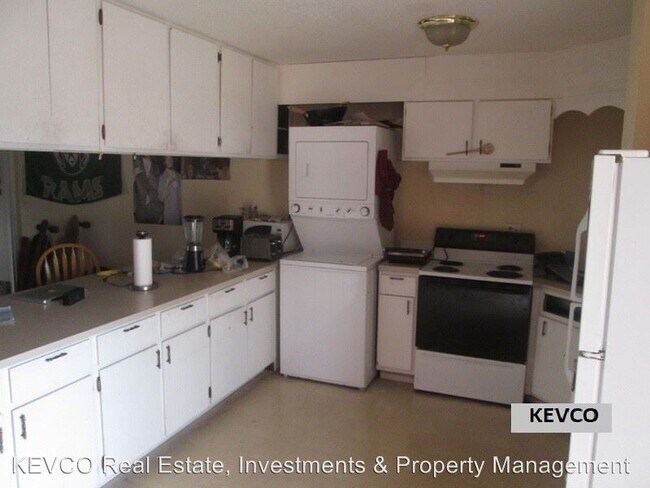 Foto del edificio - 2721-2725 Stanford Rd