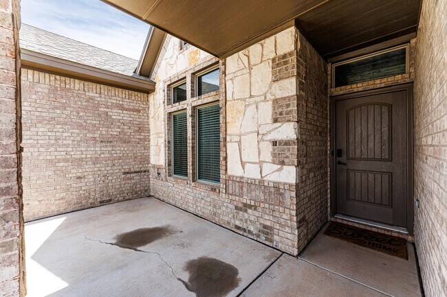 Foto del edificio - 7619 59th St