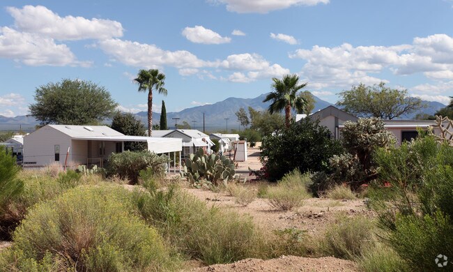 Escape to Paradise: Arizona Green Valley RV Resort, Your Oasis in the Desert