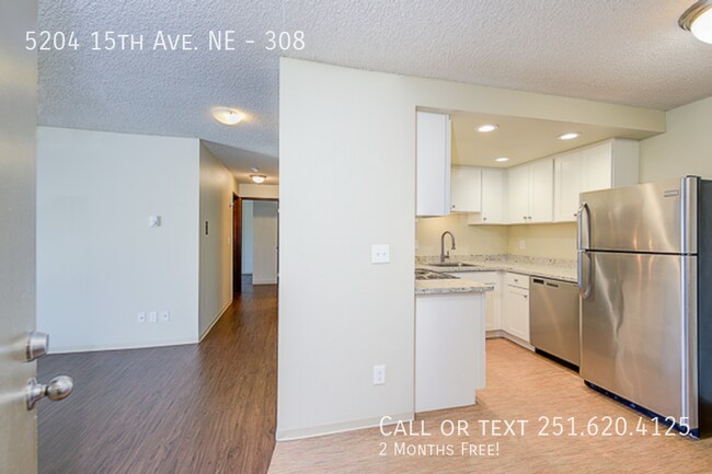 Foto del edificio - Price DROP + OCT FREE + FREE GARAGE PARK! ...