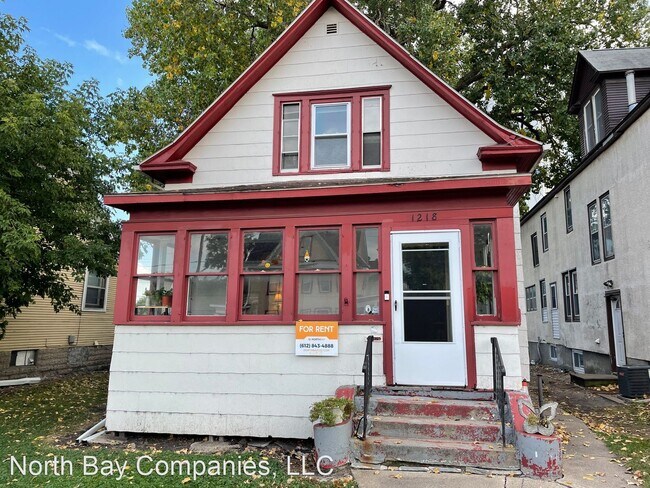 Building Photo - 3 br, 1.5 bath House - 1218 Como Ave SE