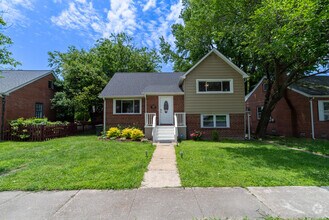 Building Photo - 143 Robinson Rd